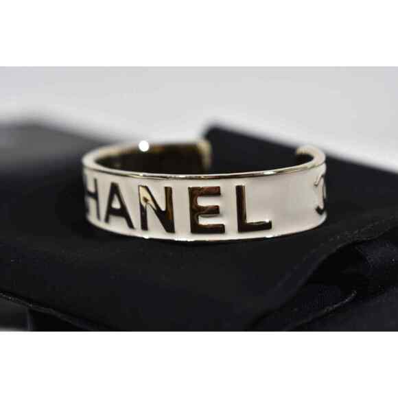 Chanel 22S Gold White Enamel Metal Interlocking CC Logo Arm Cuff Bracelet Small - Picture 7 of 12